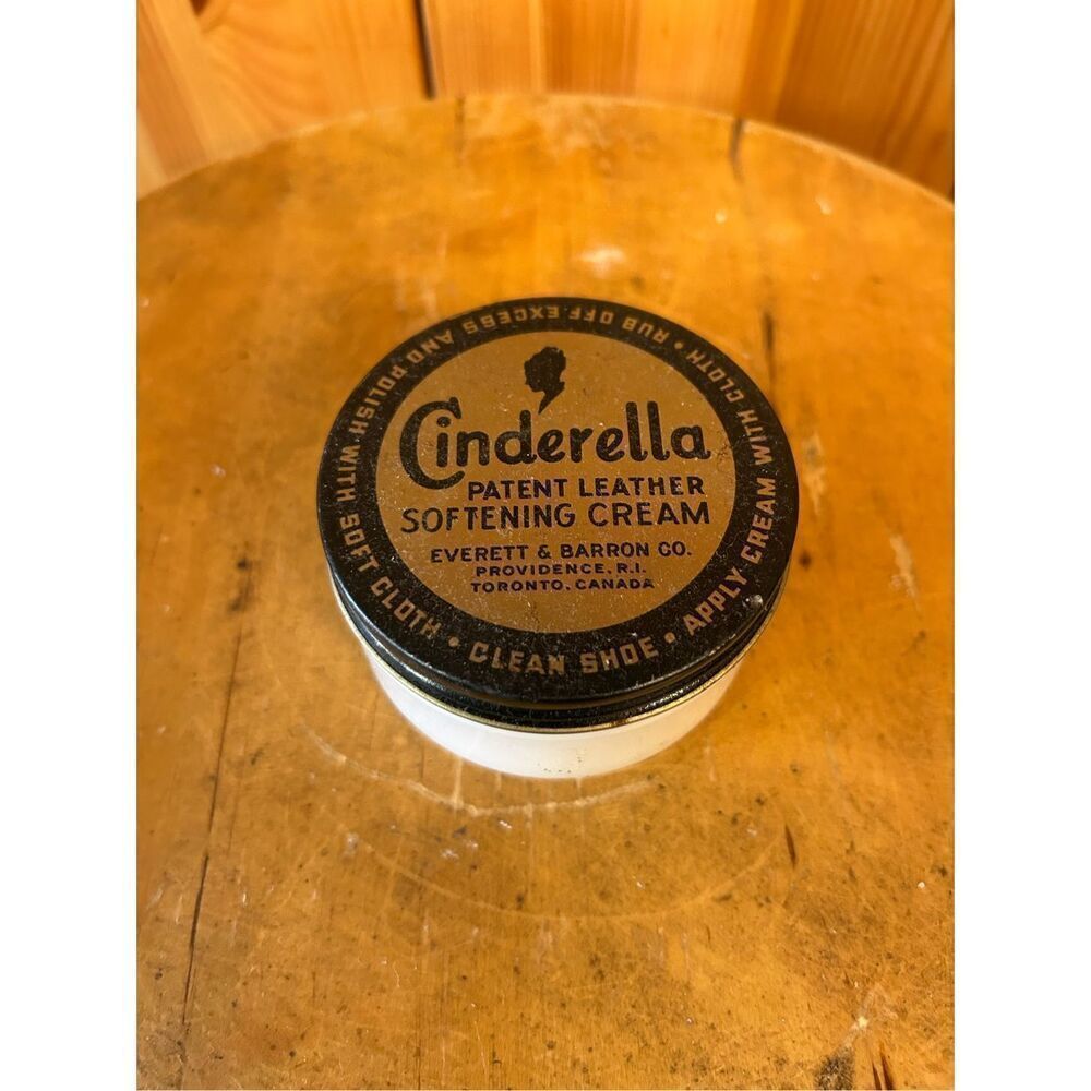 Vtg Cinderella Patent Leather Softening Cream w/ Metal Lid Milk Glass Jar (8279)